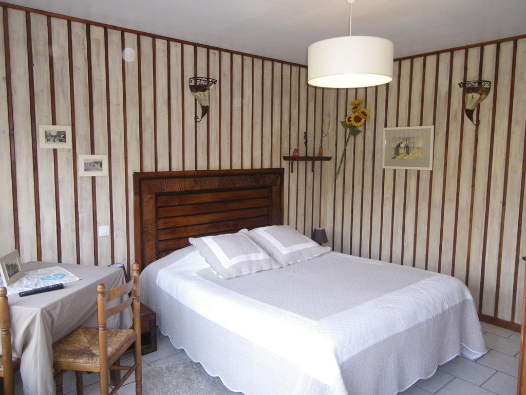 La Griotte & Spa&Piscine Pennedepie Room photo